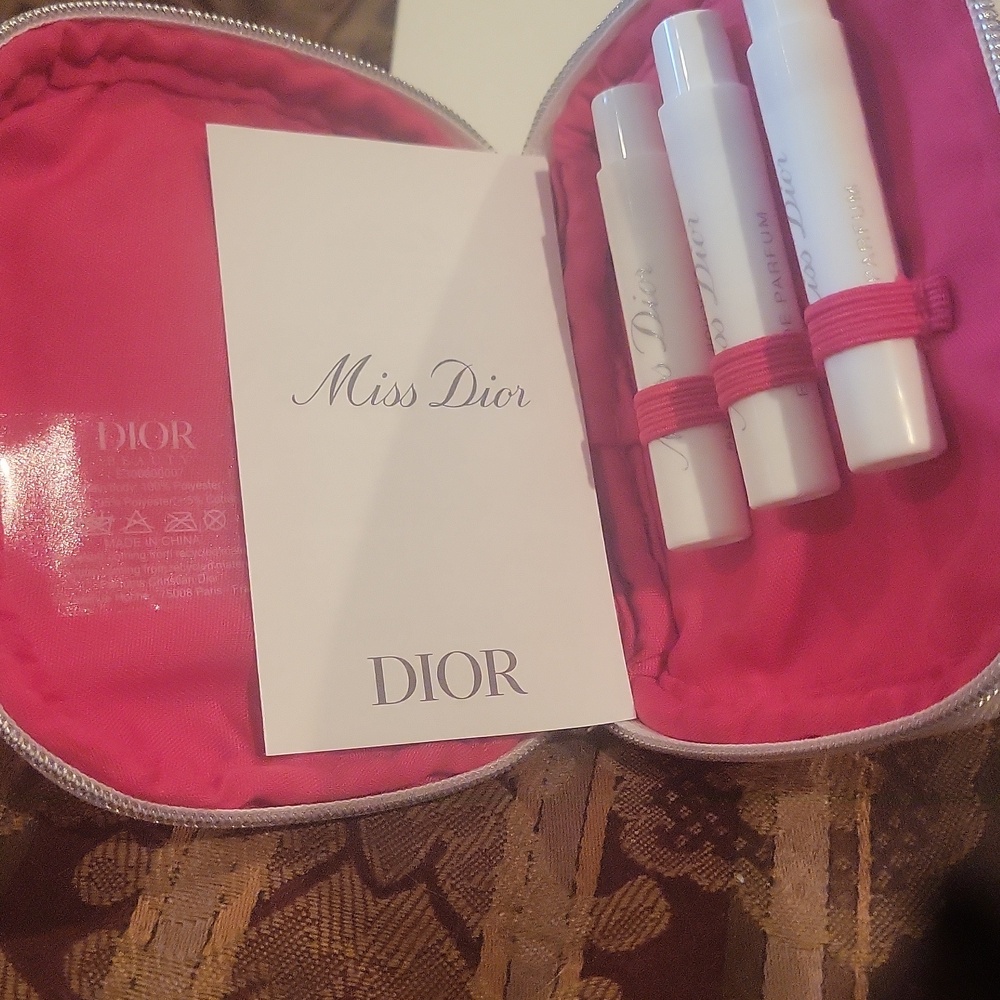 Miss Dior Duo Mini Bag White Pink Boxed Three Samples Plus Sending Extra Ones - Picture 5 of 9